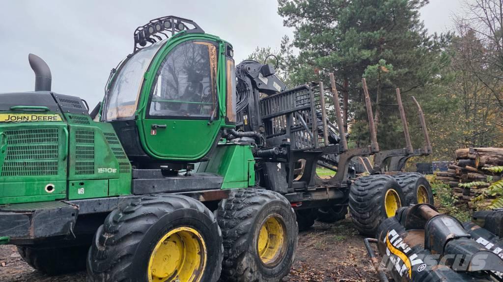 John Deere 1510 E Forwarders