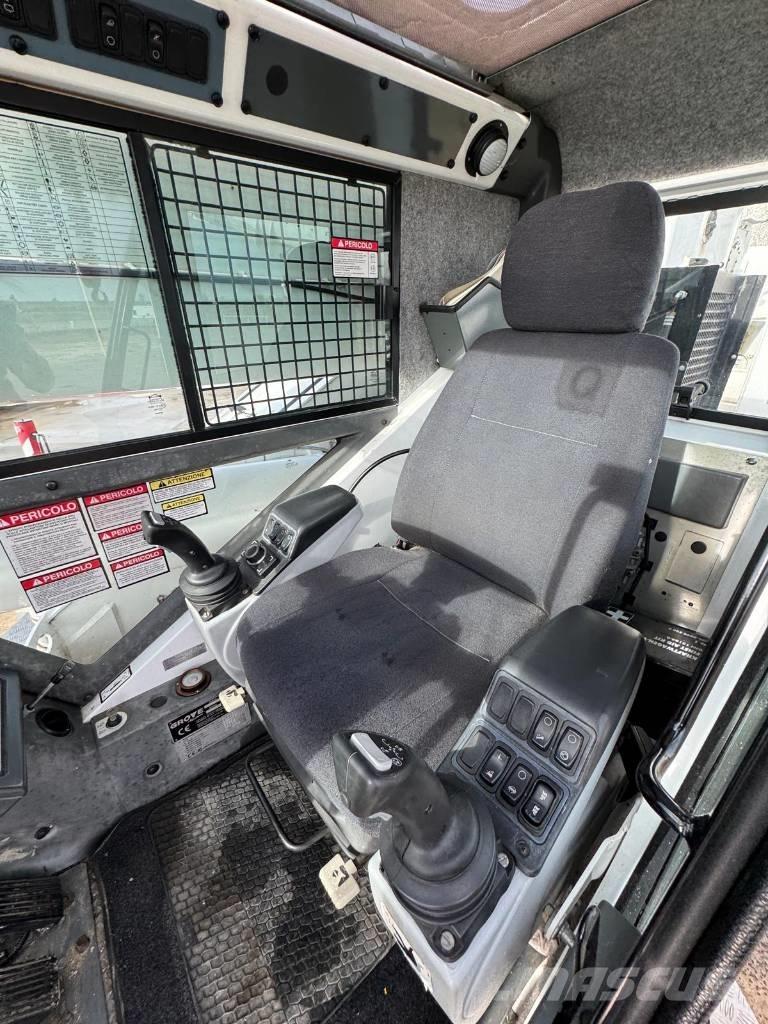 Grove RT 550 E All terrain cranes