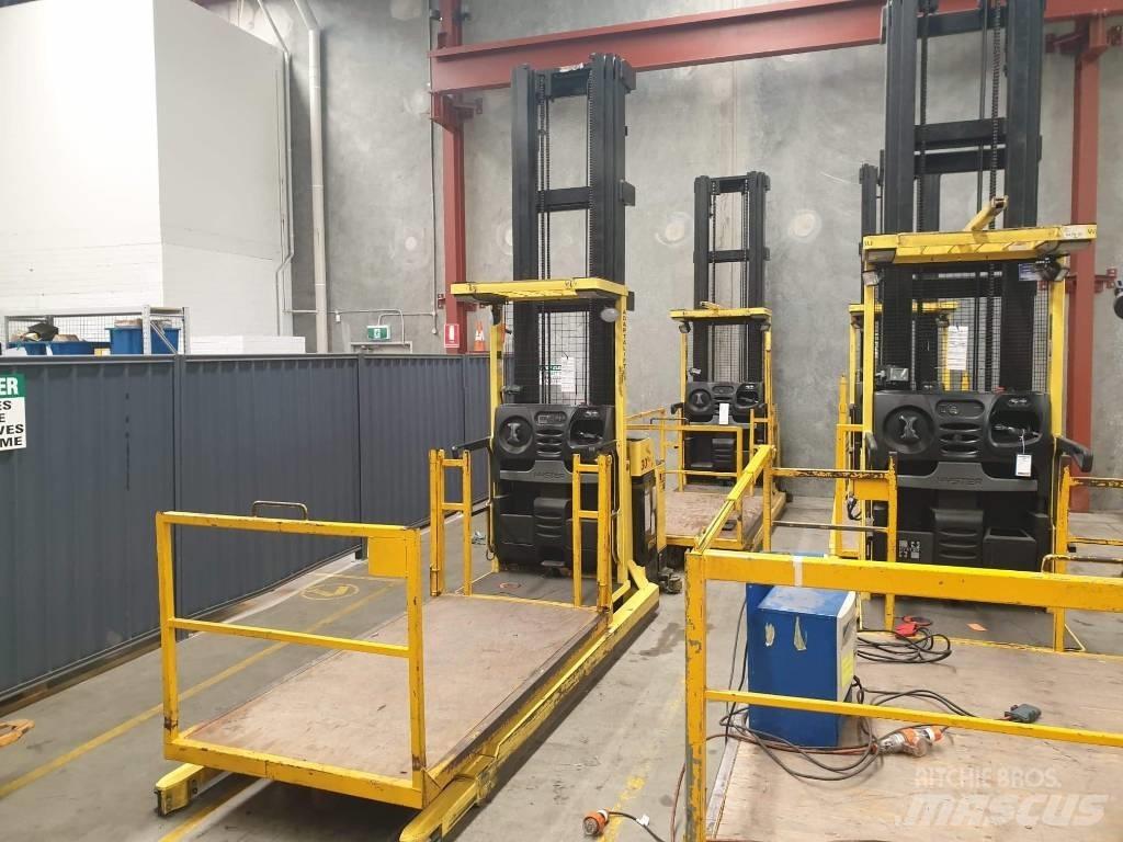 Hyster R30XMF3 High lift order picker