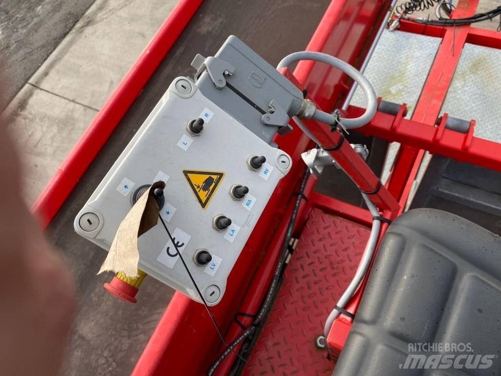  Hoekenga Boxenfüller Store loaders
