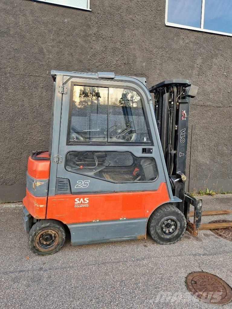 Toyota 7 FBMF 25 Electric forklift trucks