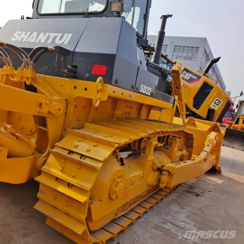Shantui SD 22 Crawler dozers