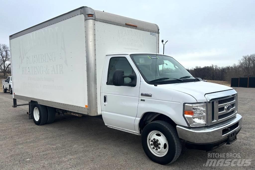 Ford E 350 SD Box body trucks