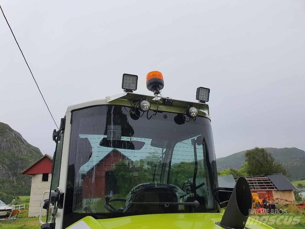 CLAAS TORION 530 Front loaders and diggers