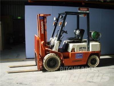 Nissan RJ02A25U Forklift trucks - others