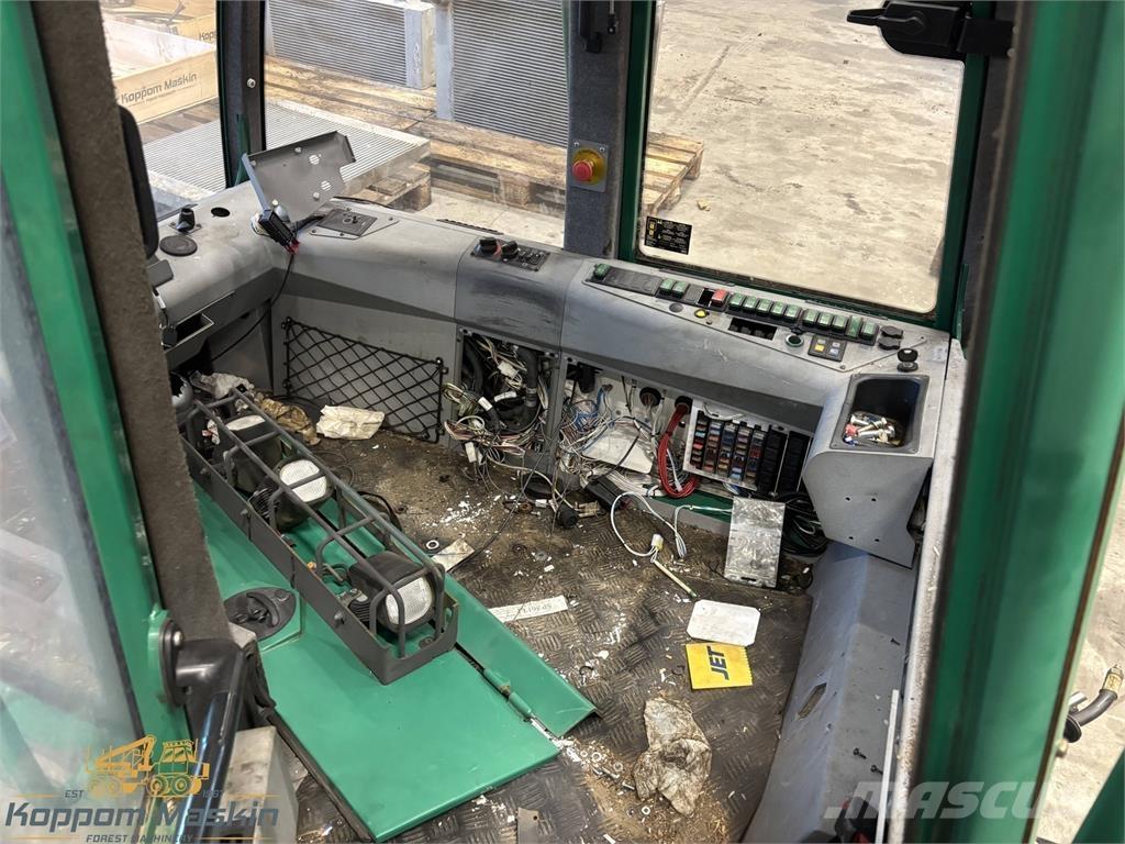 Gremo  Cabins and interior