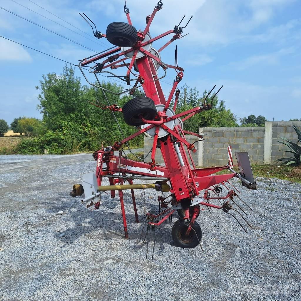 Kverneland Z765 Rakes and tedders
