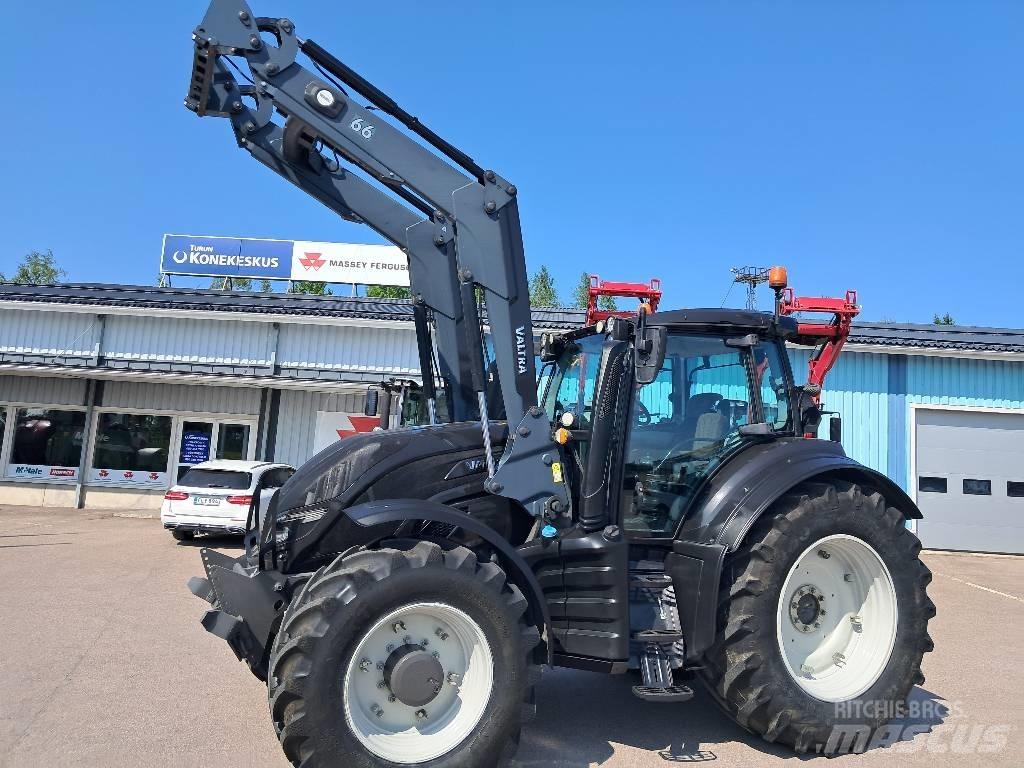 Valtra T174E Versu Tractors