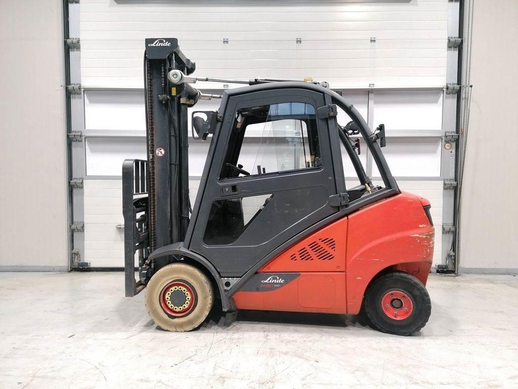 Linde H30CNG-02 LPG trucks