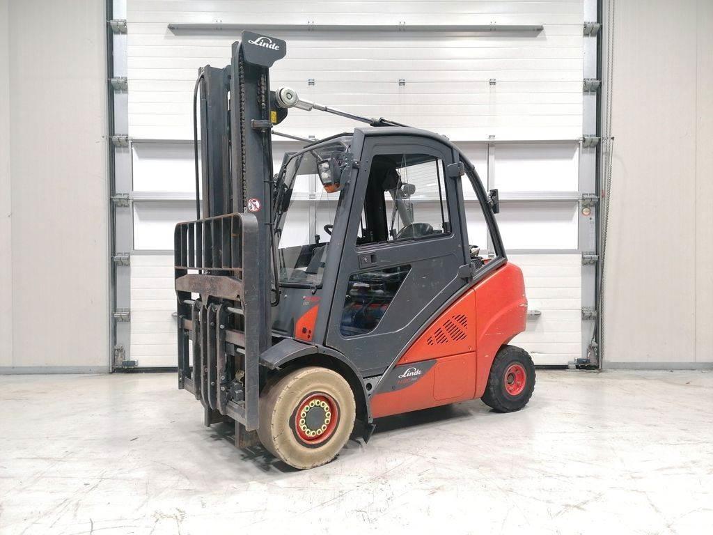 Linde H30CNG-02 LPG trucks