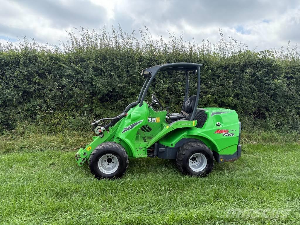 Avant 755 i Mini loaders