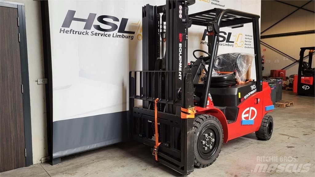  EFL303-S 2025 Electric forklift trucks