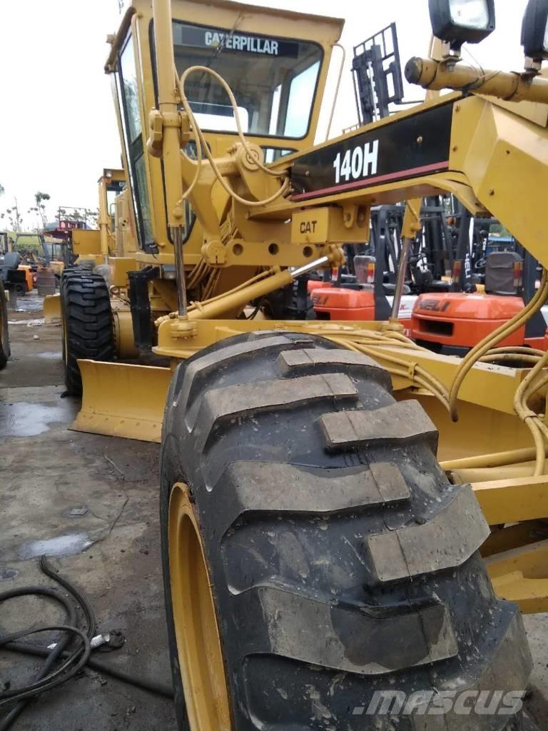 CAT 140 H Graders