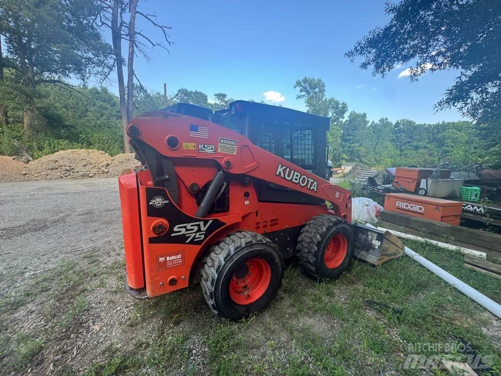 Kubota SSV 75 Skid steer loaders