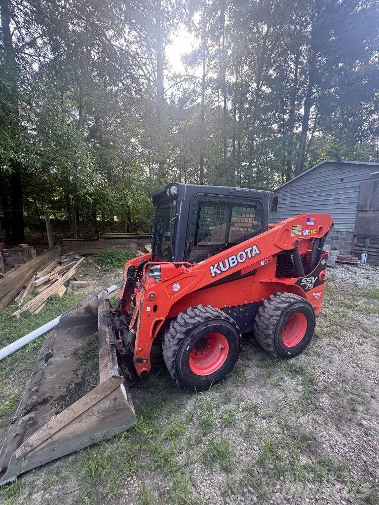 Kubota SSV 75 Skid steer loaders