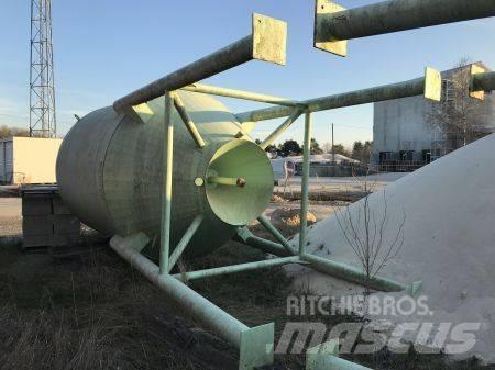  Inconnue Silo 15T Bins and hoppers