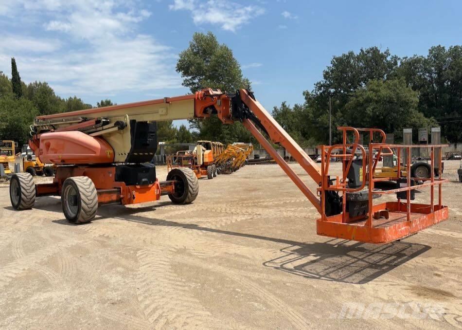 JLG 1250 AJP Articulated boom lifts