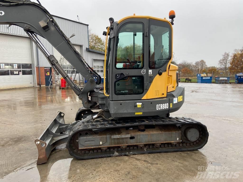 Volvo ECR 88 D / Eslöv Midi excavators  7t - 12t