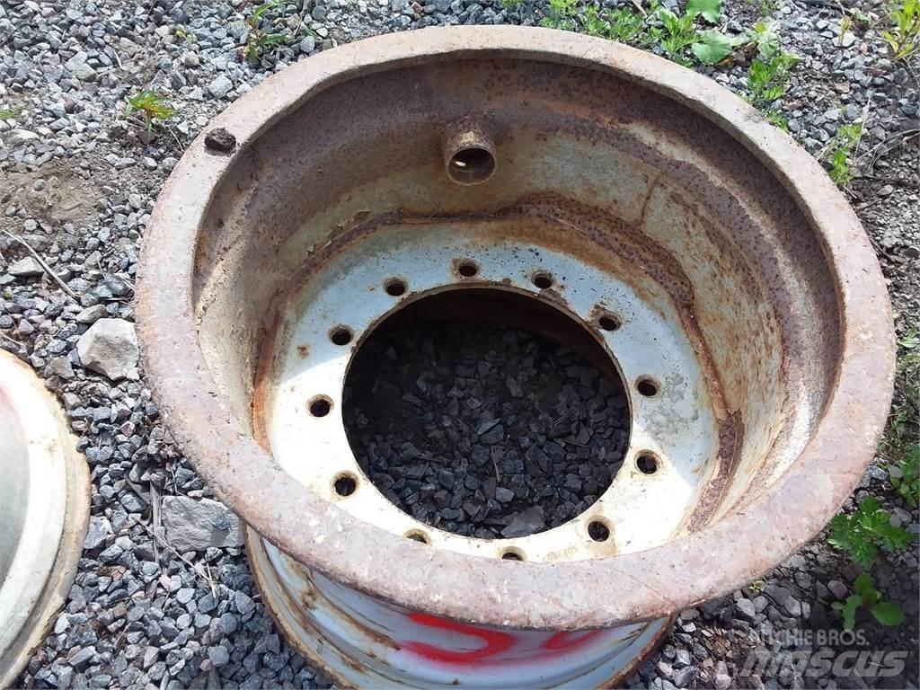 Valmet 860 20x26,5 Tyres, wheels and rims
