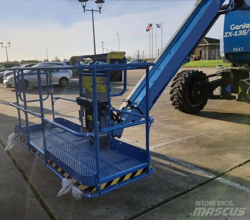 Genie ZX 135/70 Articulated boom lifts