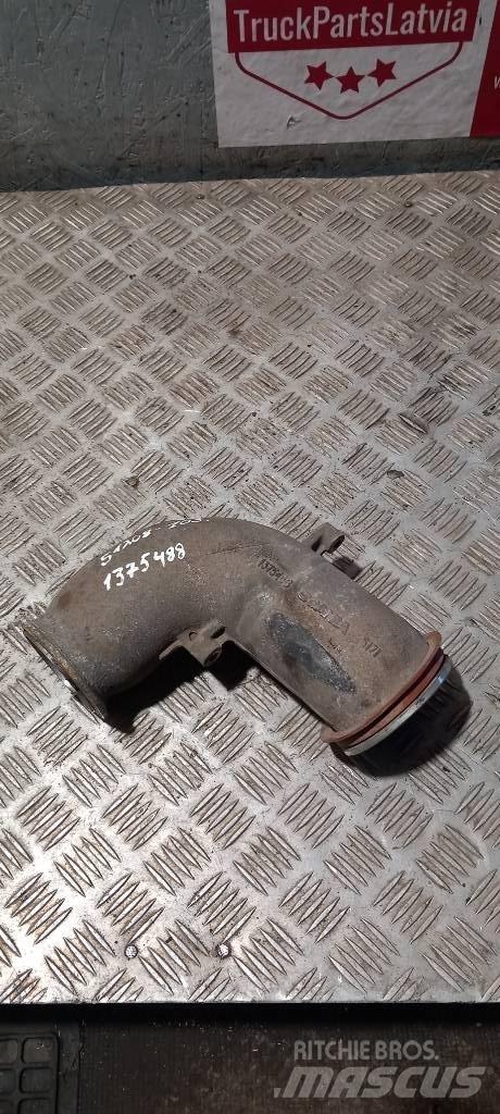 Scania 94 D.   1375488 Radiators