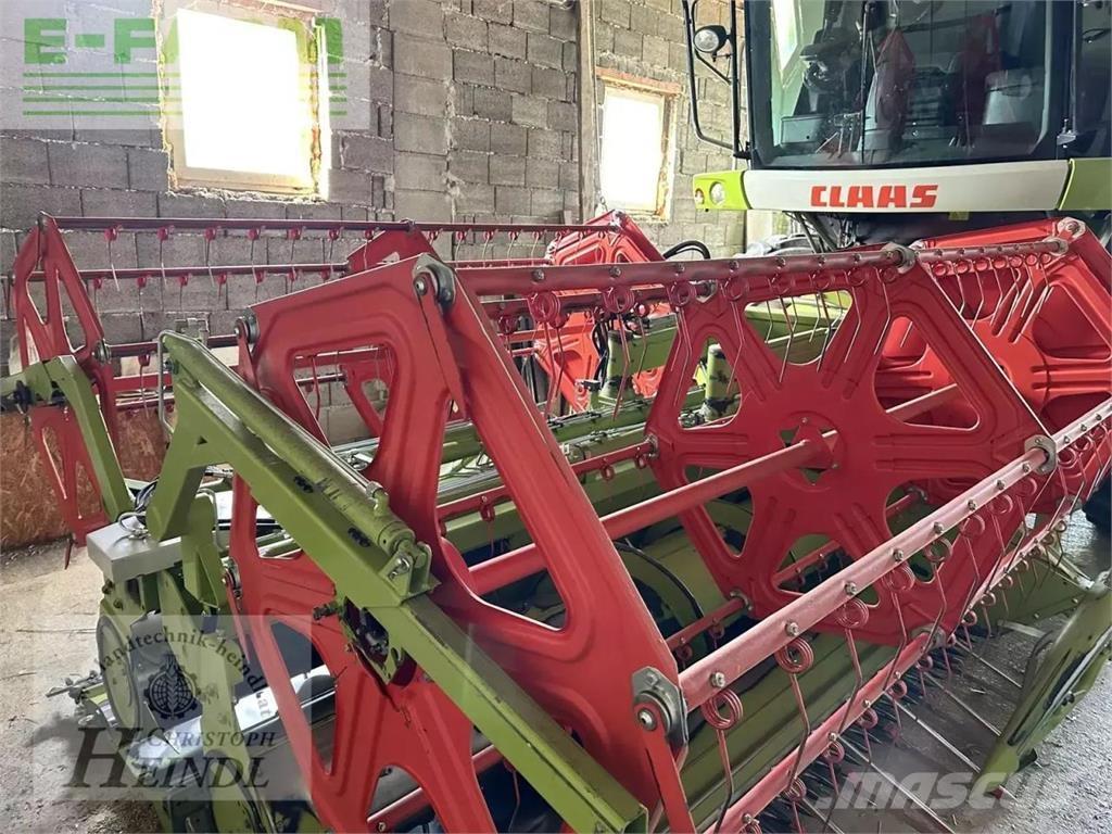 CLAAS tucano 420 Combine harvesters