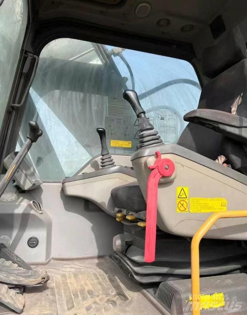 Volvo EC 210 D Crawler excavators