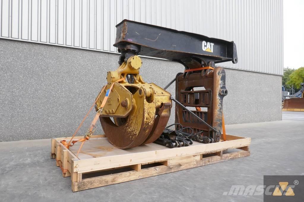 CAT 525D Grapple Transportation - Others