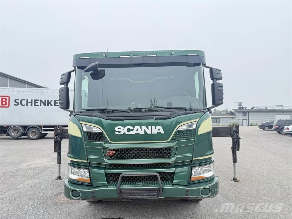 Scania P320 4x2 Crane trucks