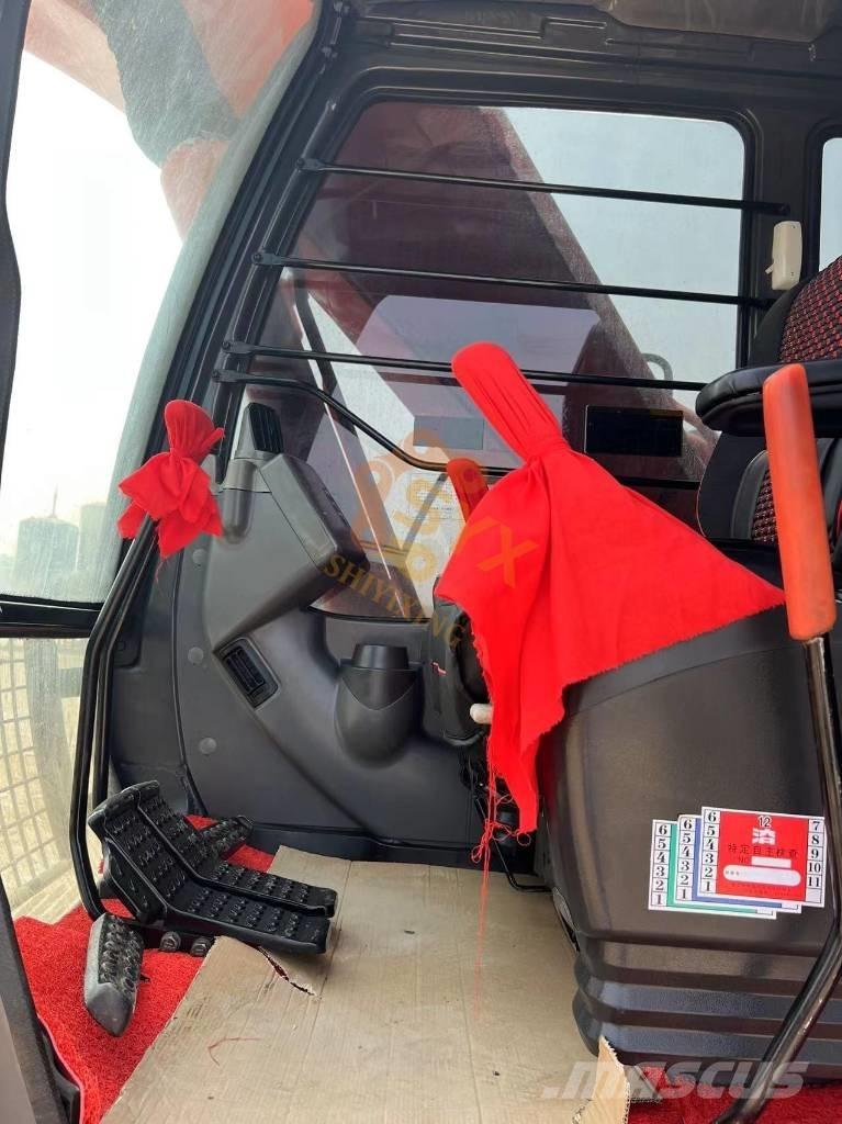 Hitachi ZX 200-3G Crawler excavators