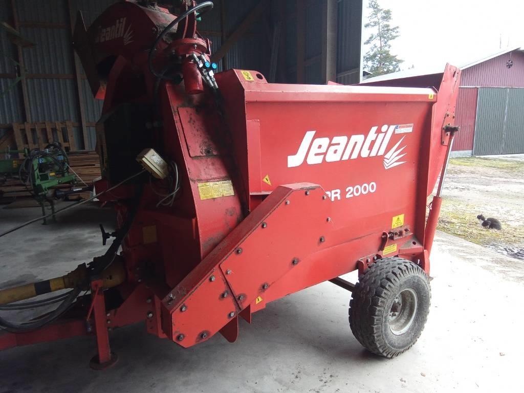 Jeantil PR 2000 Bale shredders, cutters and unrollers