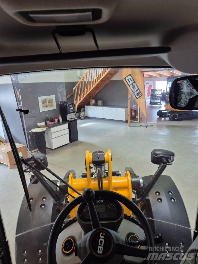 JCB 409 Wheel loaders