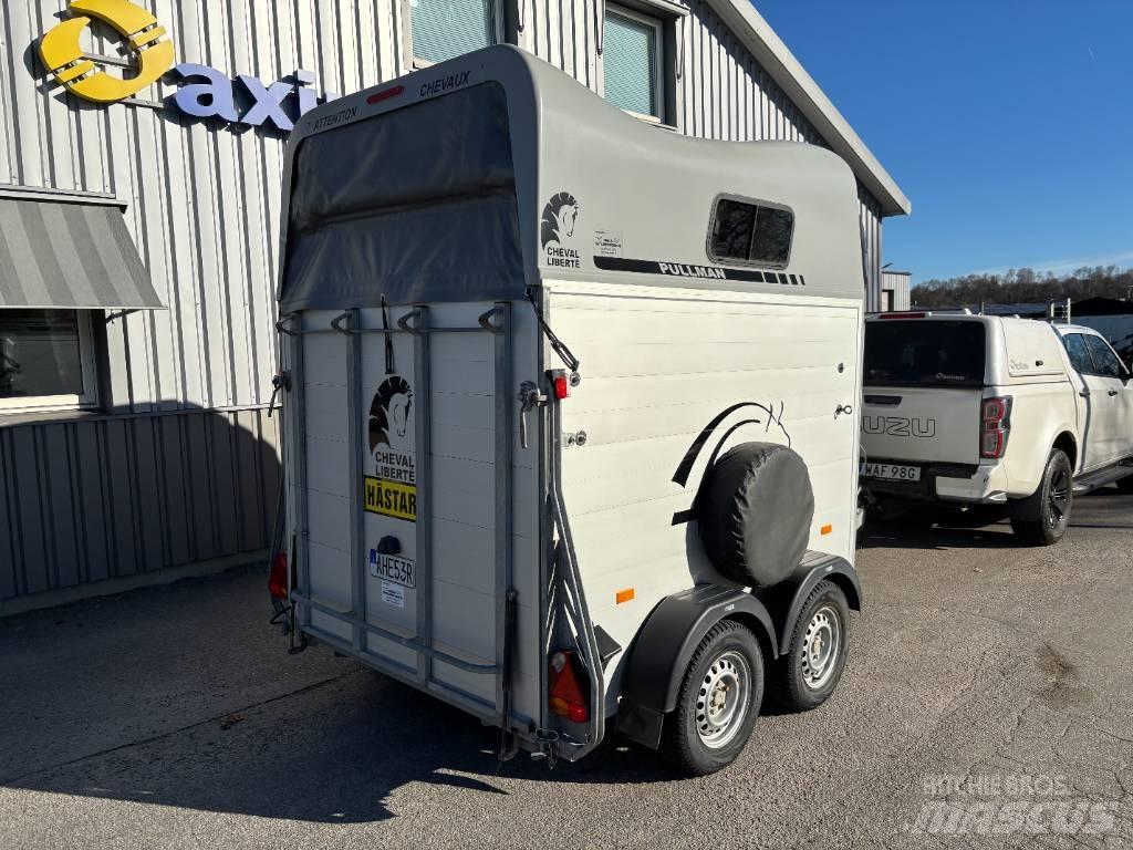 Cheval Liberté Gold Light trailers