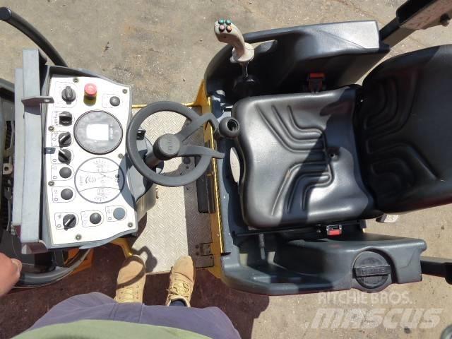 Bomag BW 80 AD-5 Twin drum rollers