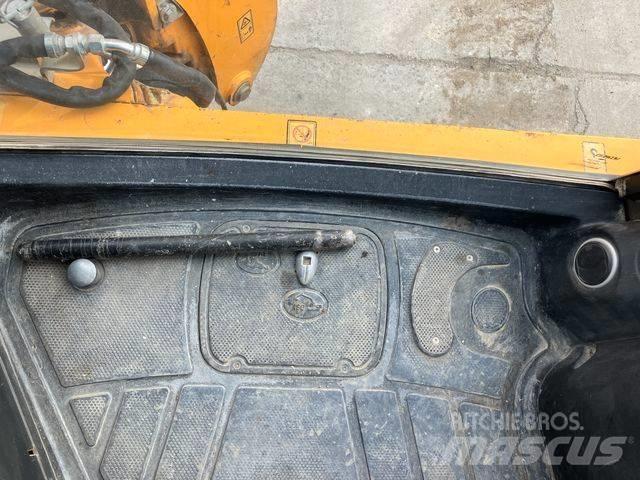 JCB 4CX AEC Backhoe loaders