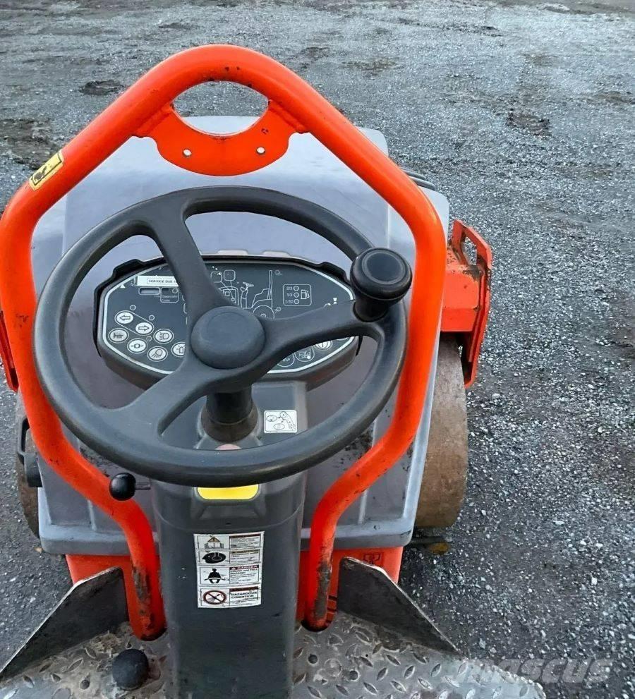 Hamm HD 12 VV Twin drum rollers