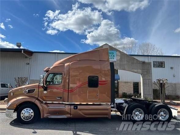 Peterbilt 579 Tractor Units