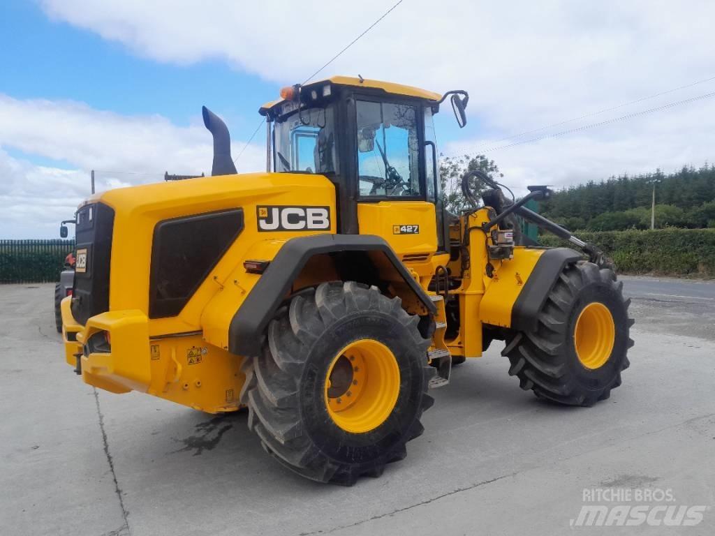 JCB 427 Telehandlers for agriculture