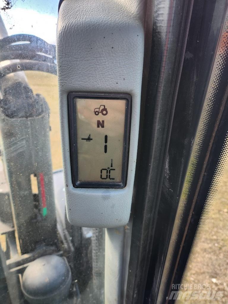 Valtra 6250 Tractors