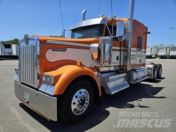 Kenworth W900 Tractor Units
