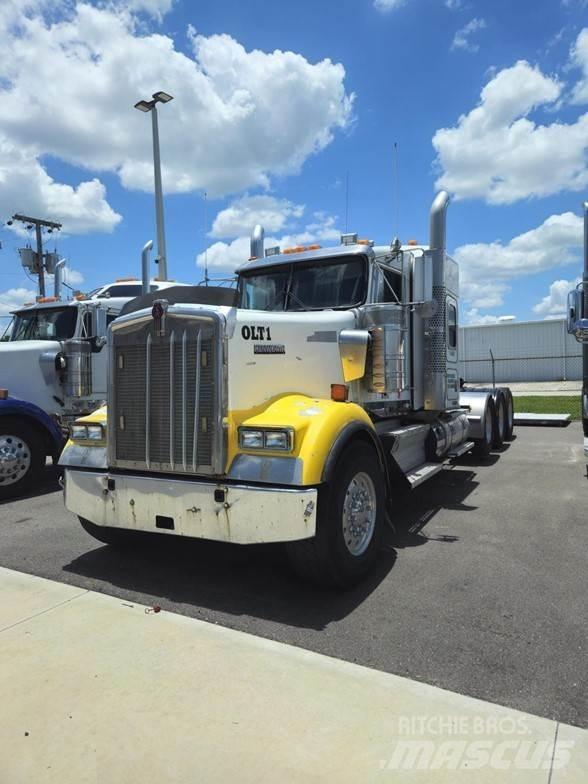 Kenworth W900 Tractor Units