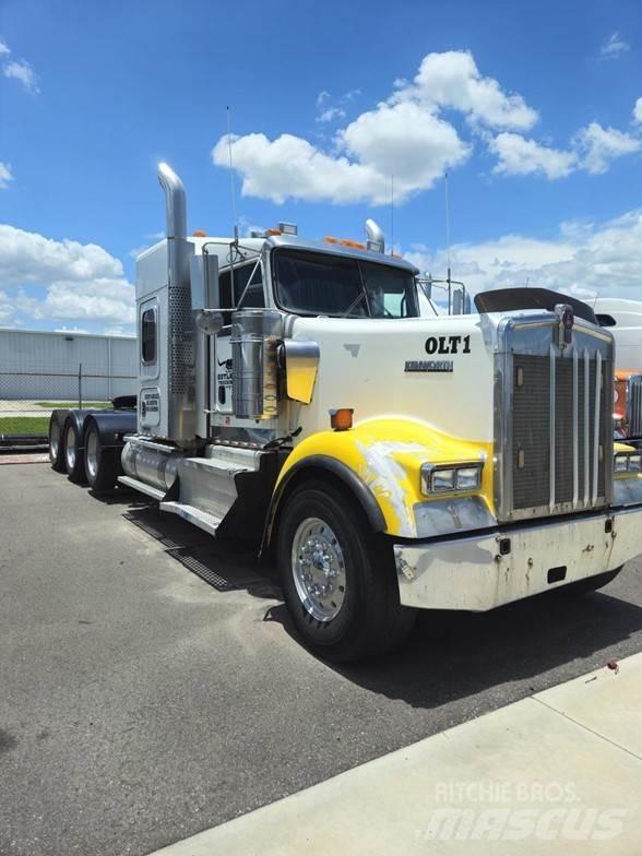 Kenworth W900 Tractor Units