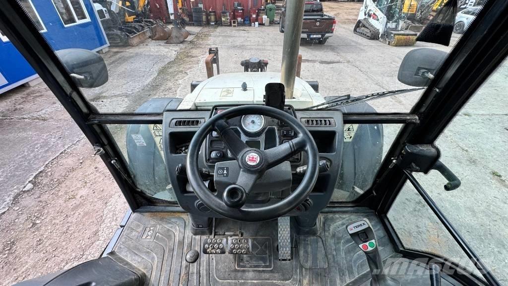 Terex TLB 990 Backhoe loaders