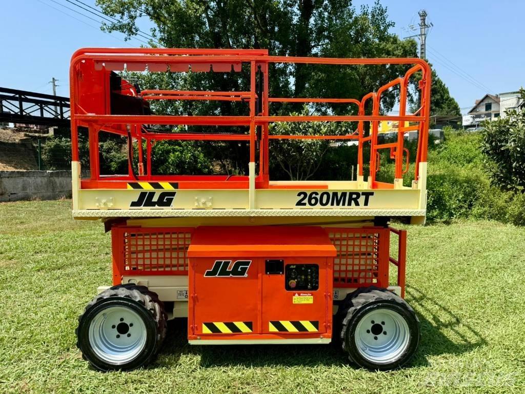 JLG 260 MRT Scissor lifts