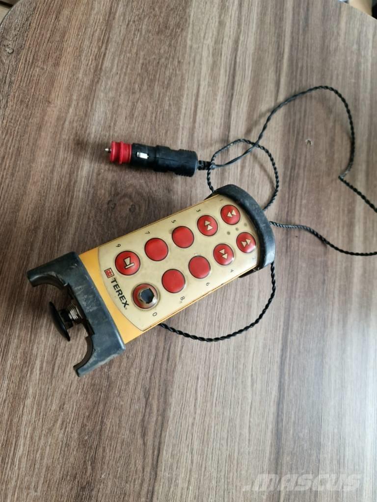 Terex Pegson XR 400 Mobile crushers