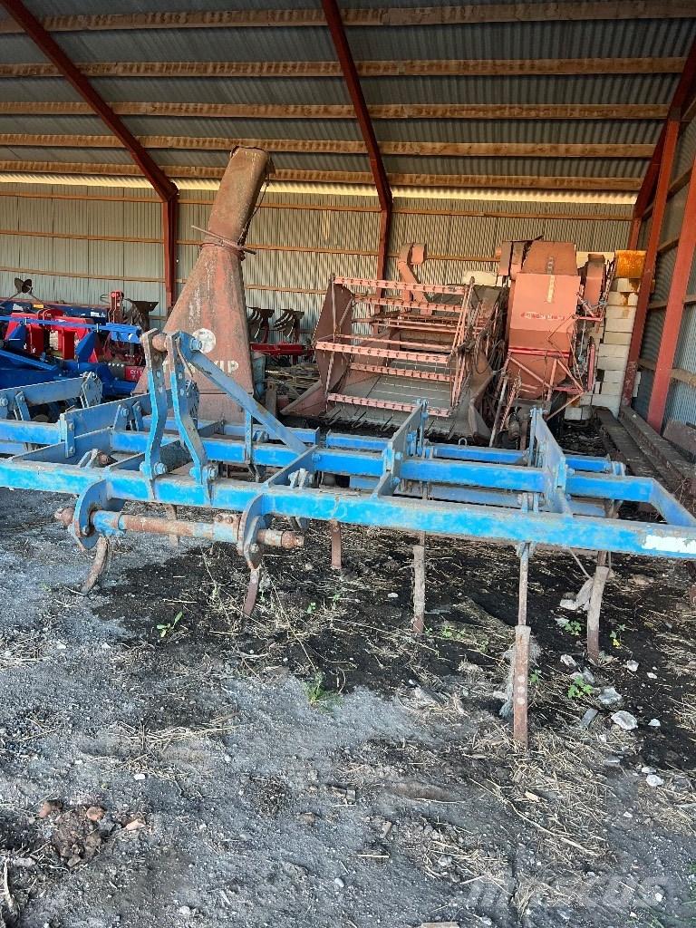 Lemken Smaragd 9/400 Harrows