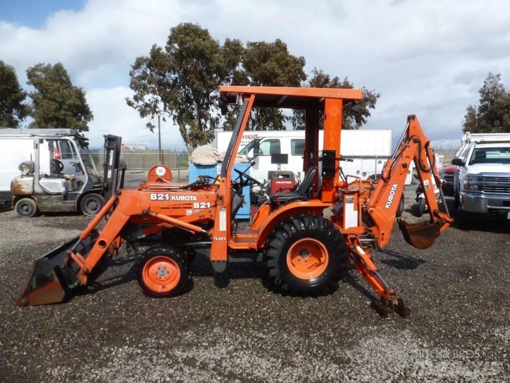 Kubota B 21 Backhoe loaders