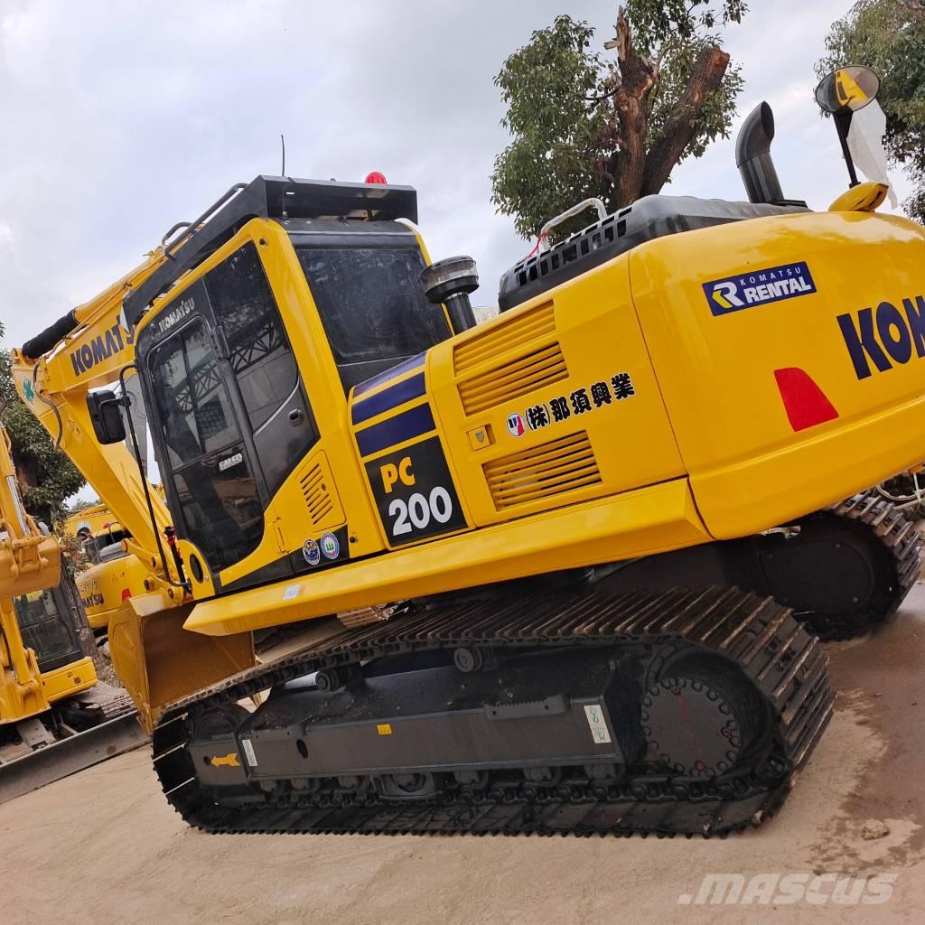 Komatsu PC 200-8 Crawler excavators