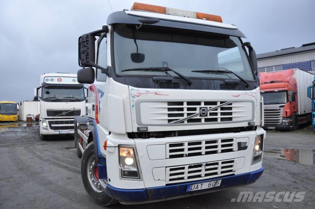 Volvo FM 400 6X2 Hook lift trucks