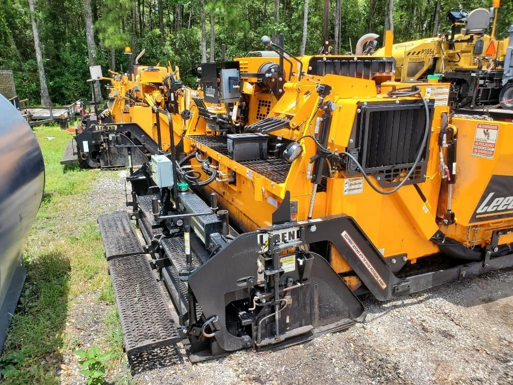 LeeBoy 8500D Asphalt pavers